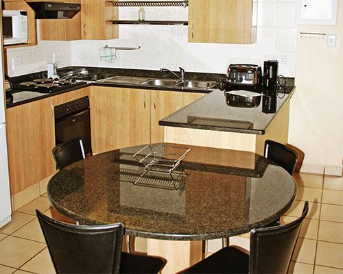 Click to enlarge Photo of Ngwenya Lodge